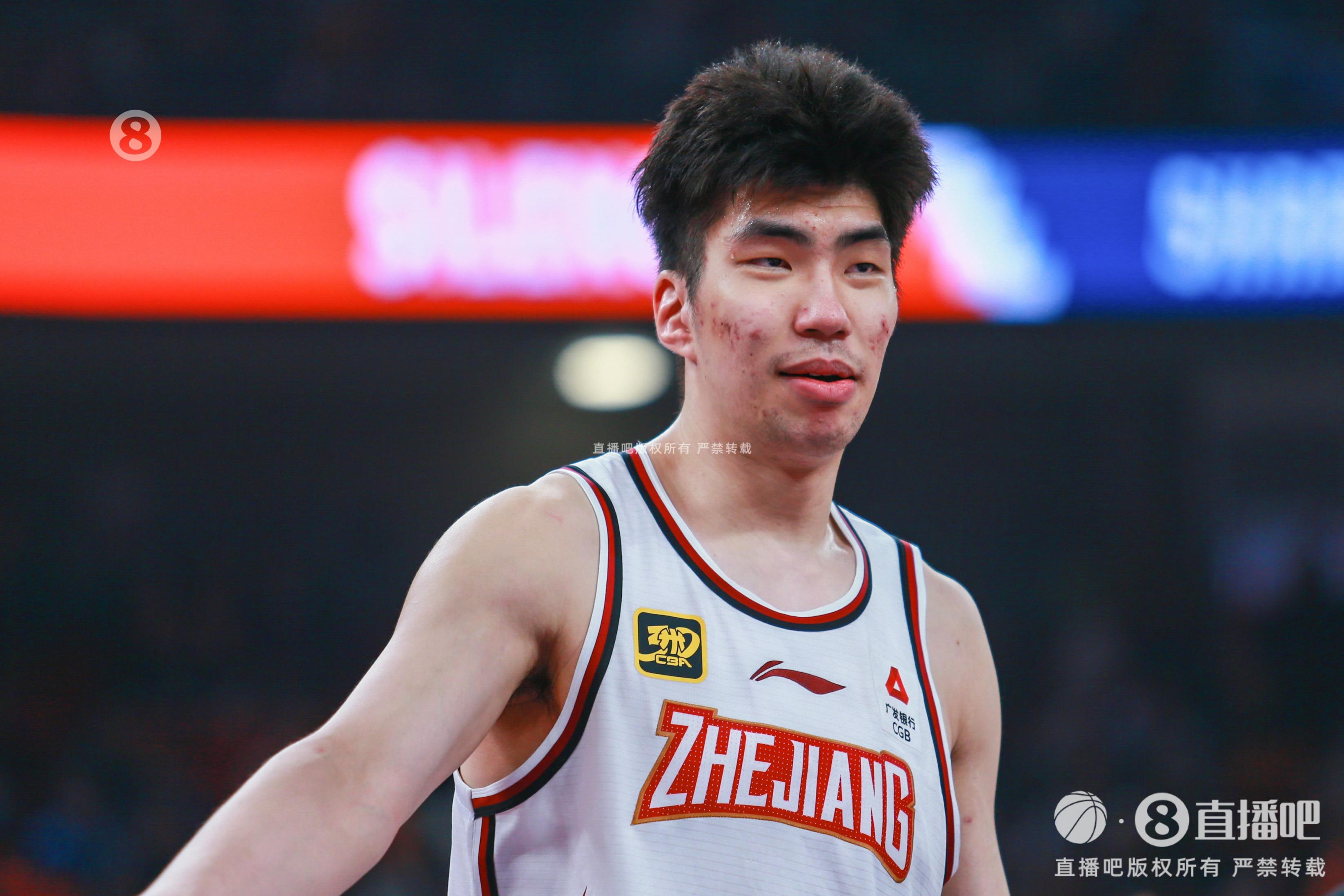 效率極高！余嘉豪8中8貢獻(xiàn)20分7板 罰球5中4